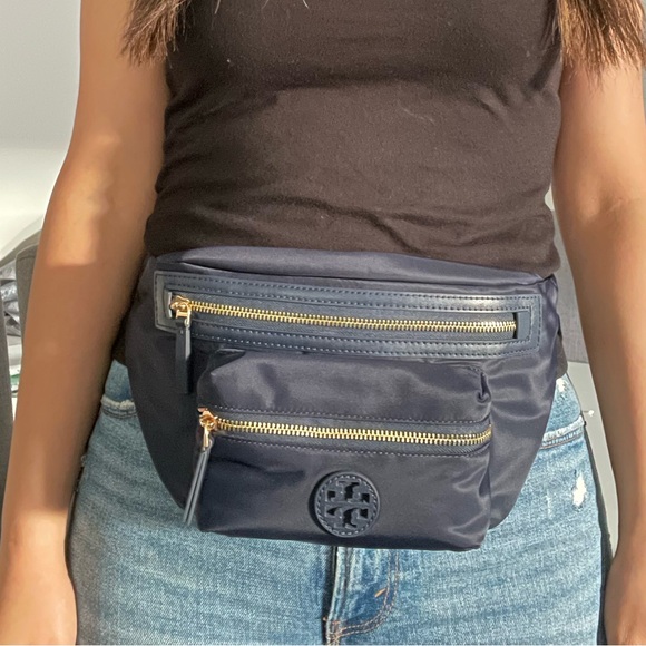 New✨ authentic tory burch nylon belt bag (navy) - Picture 11 of 13